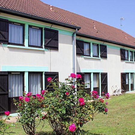 Contact Hotel Restaurant La Chaumiere Entre Orgeval Et Flins A13 Sortie 8 레뮈로 외부 사진