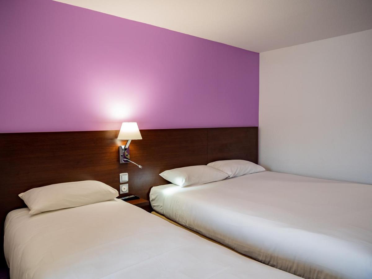 Contact Hotel Restaurant La Chaumiere Entre Orgeval Et Flins A13 Sortie 8 레뮈로 외부 사진