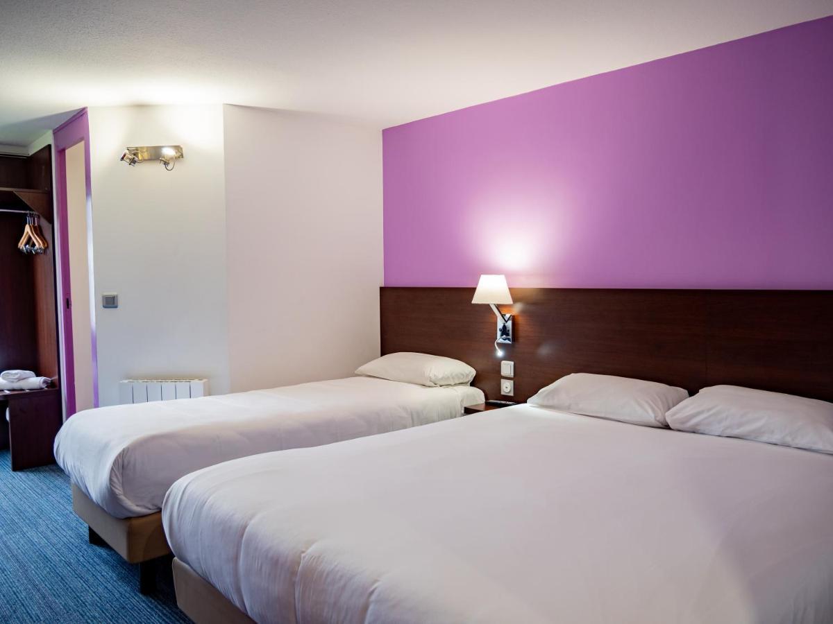 Contact Hotel Restaurant La Chaumiere Entre Orgeval Et Flins A13 Sortie 8 레뮈로 외부 사진