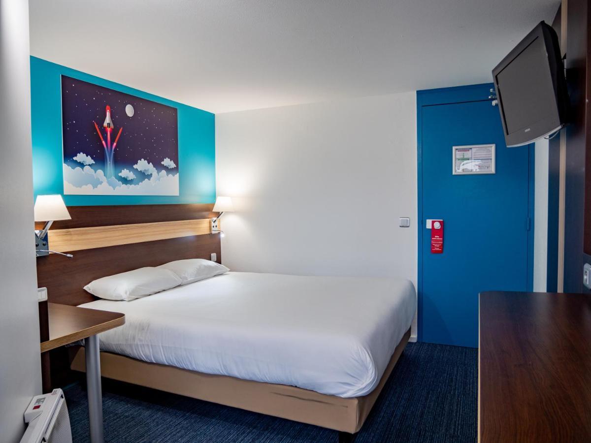 Contact Hotel Restaurant La Chaumiere Entre Orgeval Et Flins A13 Sortie 8 레뮈로 외부 사진