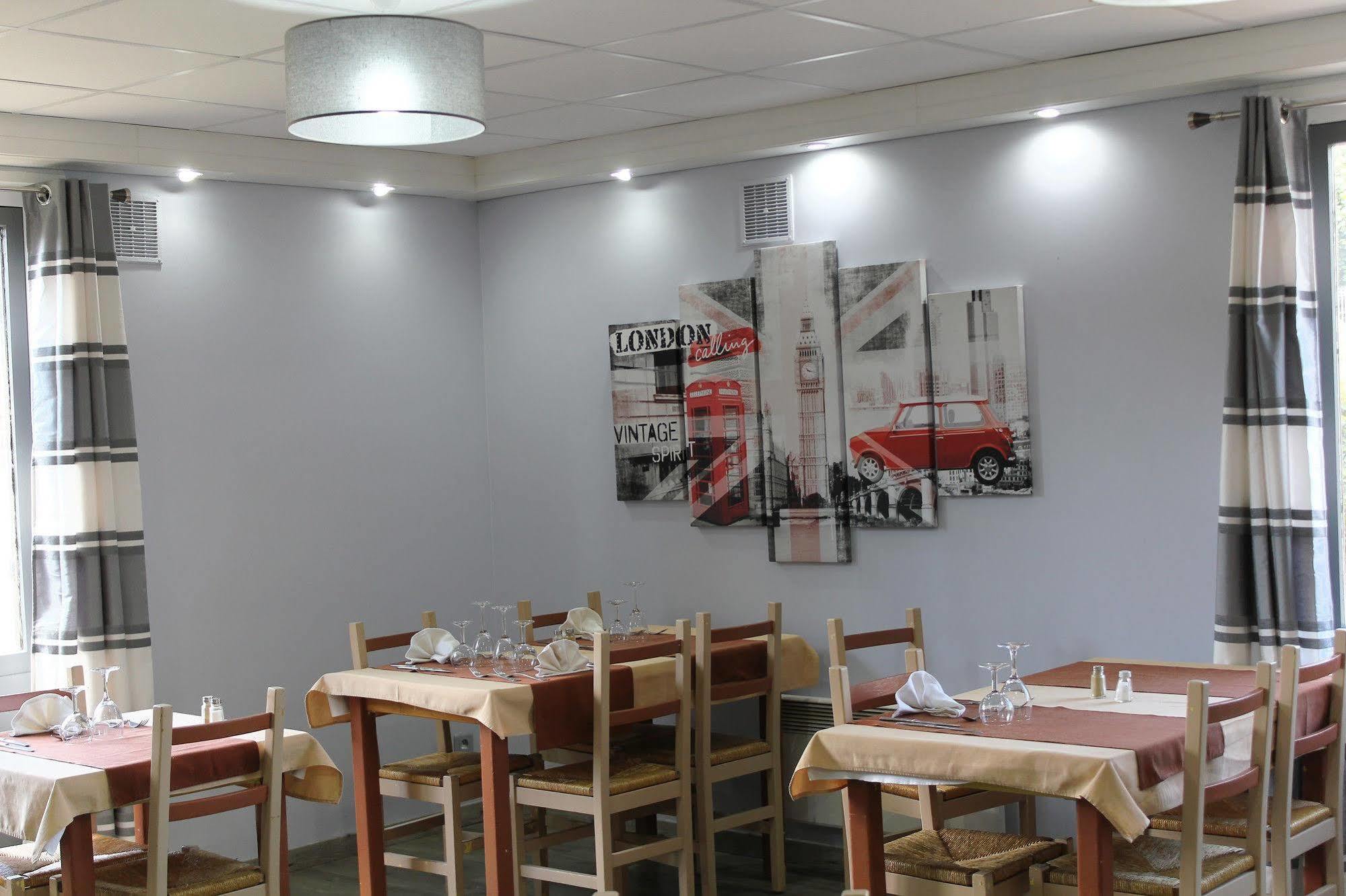 Contact Hotel Restaurant La Chaumiere Entre Orgeval Et Flins A13 Sortie 8 레뮈로 외부 사진